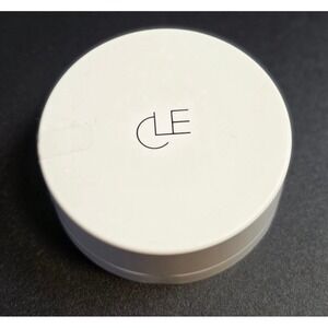 CLE Cooper Rose compact cushioned Highlighter
New condition